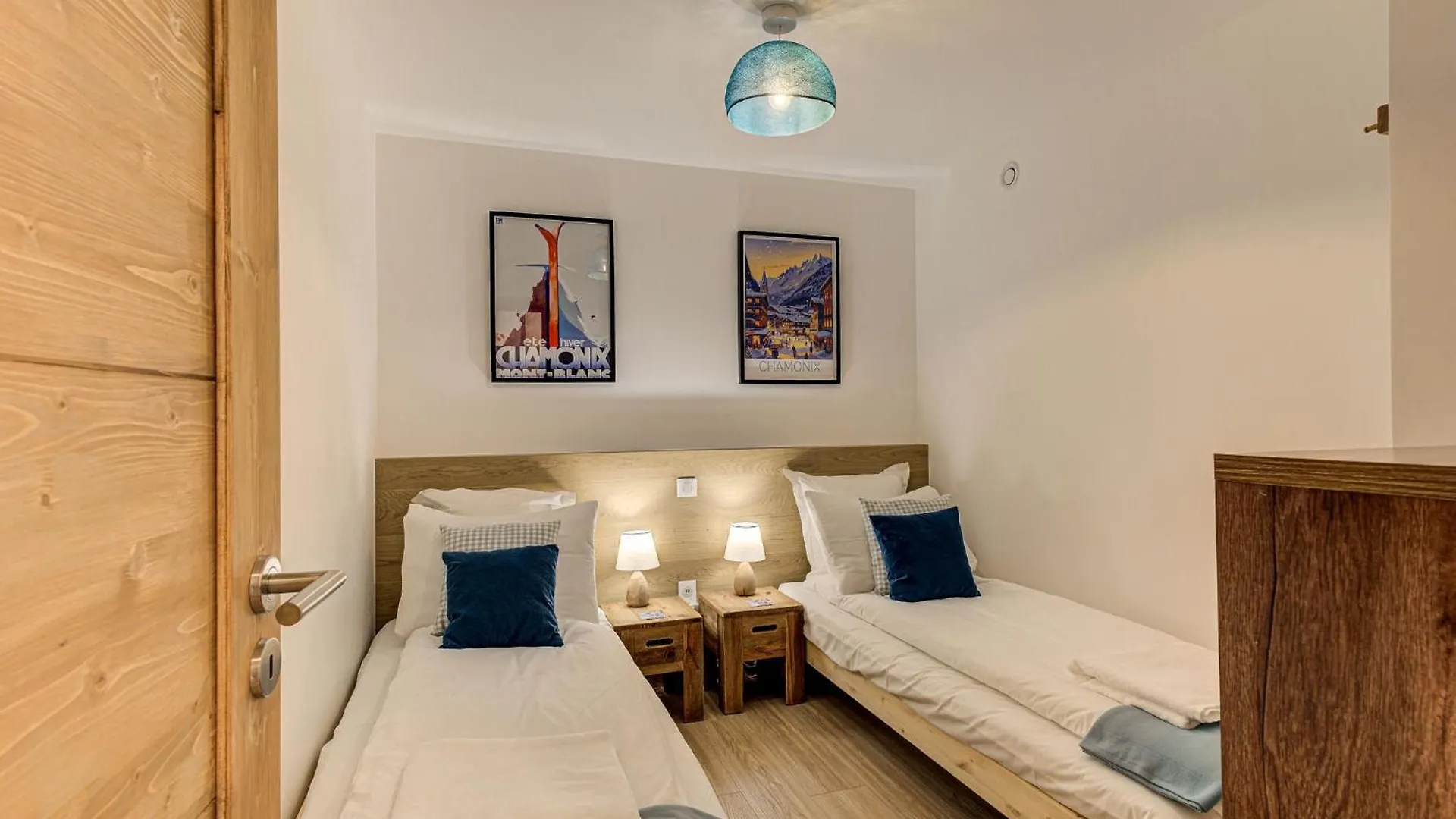 Apartment Cristal Des Glaces, Mont Blanc View, Alpes Travel, Sleeps 6 Chamonix