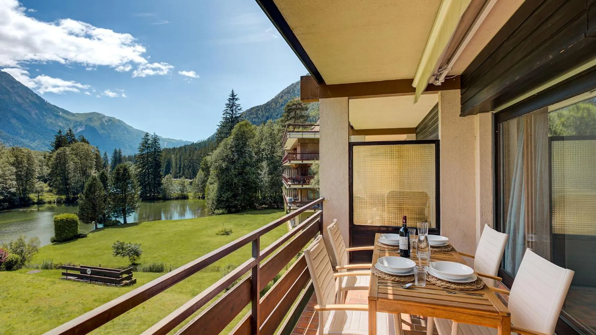 Apartment Cristal Des Glaces, Mont Blanc View, Alpes Travel, Sleeps 6 Chamonix France