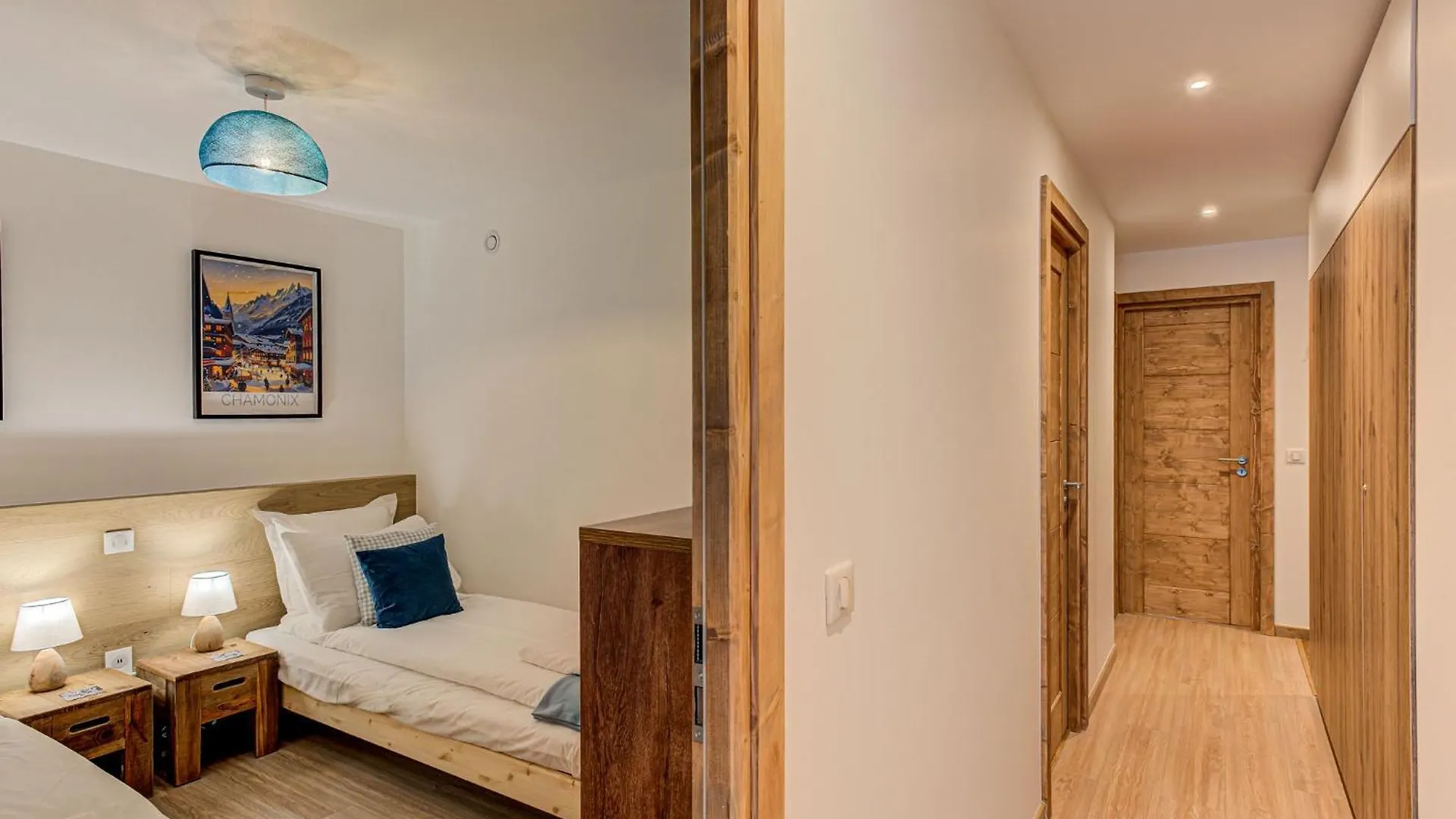 Apartment Cristal Des Glaces, Mont Blanc View, Alpes Travel, Sleeps 6 Chamonix