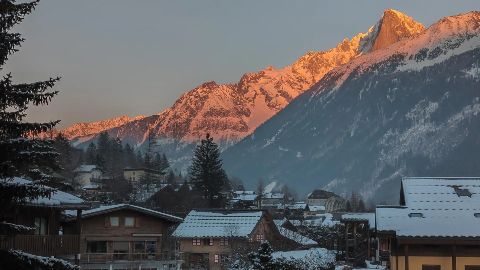 Apartment Cristal Des Glaces, Mont Blanc View, Alpes Travel, Sleeps 6 Chamonix 0*,  France