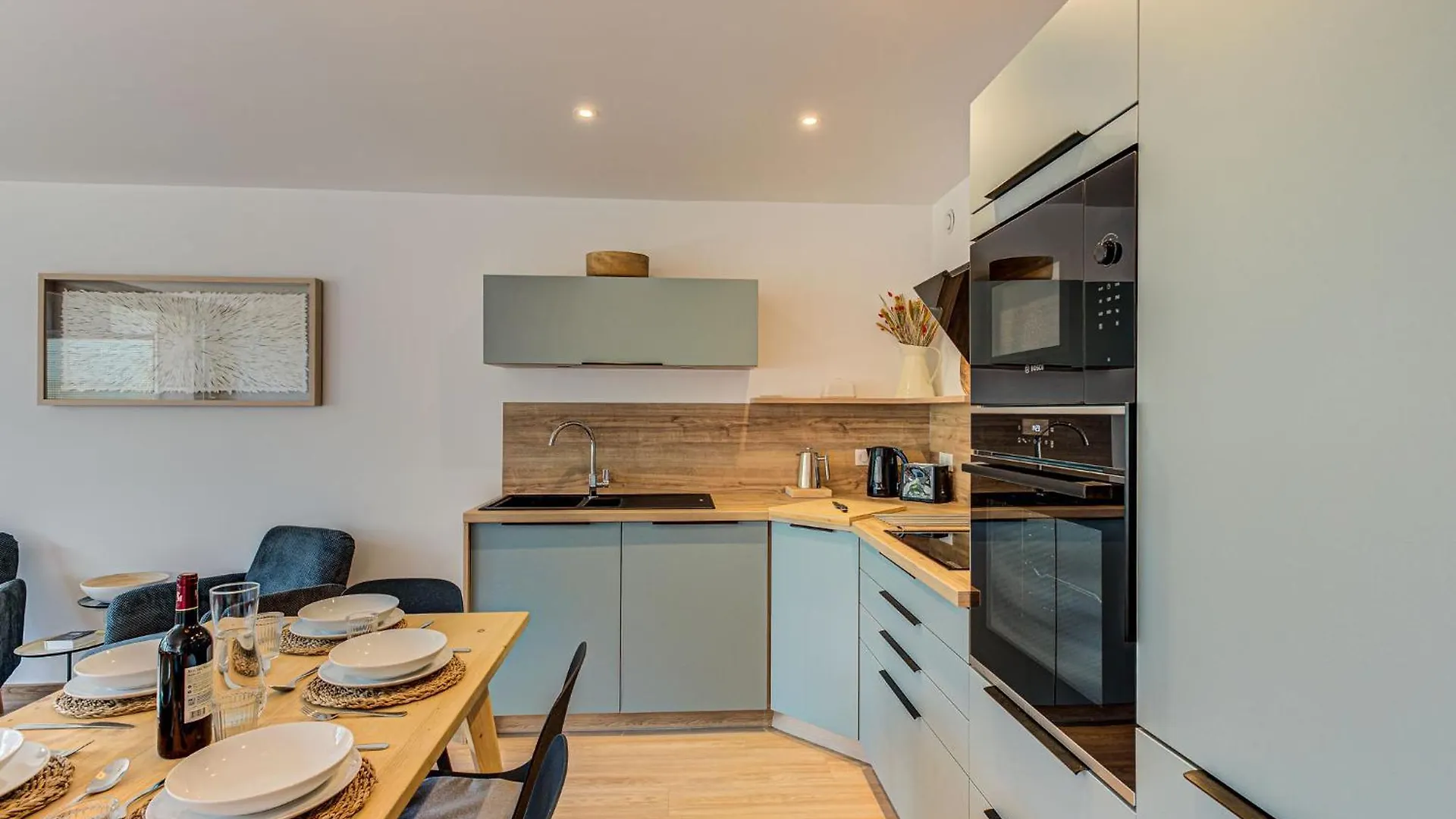 Apartment Cristal Des Glaces, Mont Blanc View, Alpes Travel, Sleeps 6 Chamonix