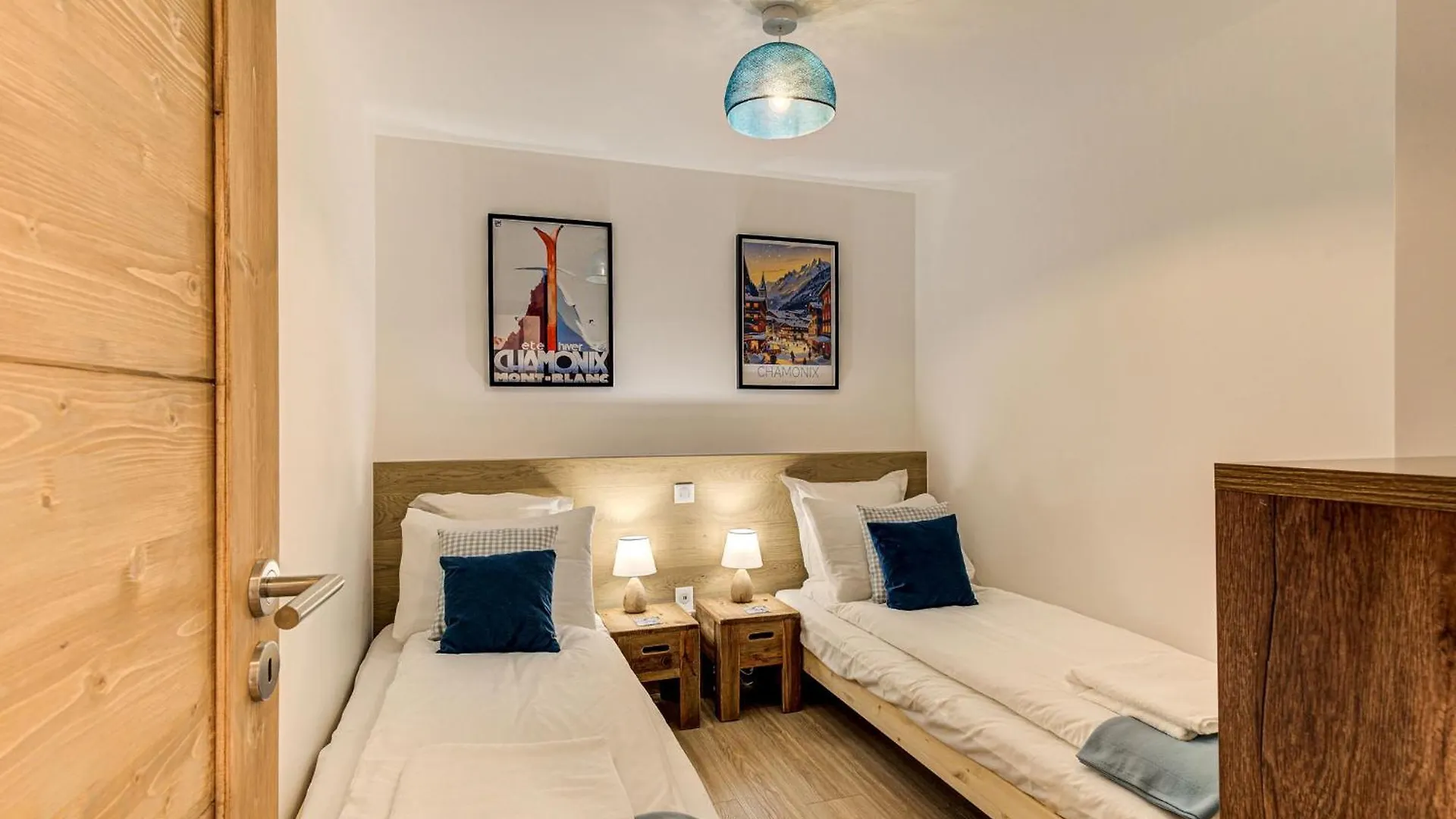 Apartment Cristal Des Glaces, Mont Blanc View, Alpes Travel, Sleeps 6 Chamonix